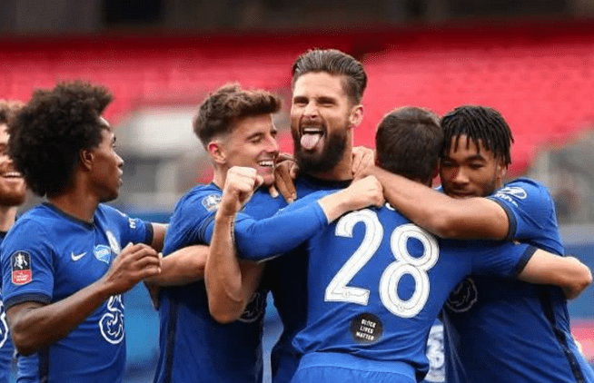  斯特拉斯堡补时阶段连入两球惊险取胜