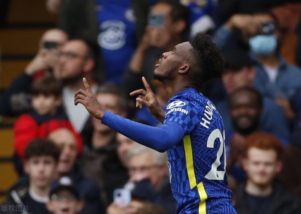  道格拉斯路易斯传射维拉轻取切尔西  